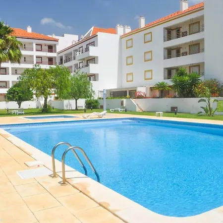 House In Vilamoura: Terrace+pool Apartment Vilamoura